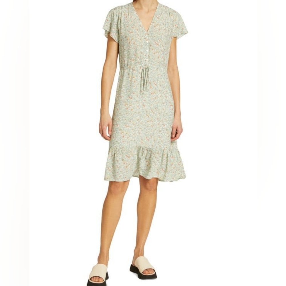 Light Blue Rails Kiki Floral Flutter Sleeve Dress - Large